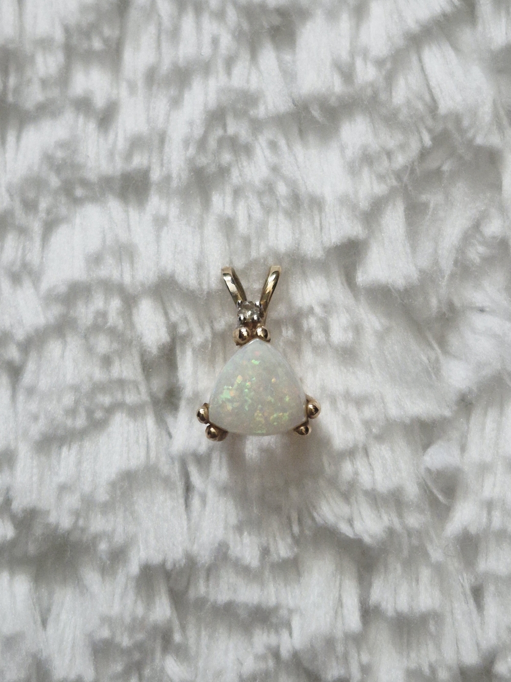 Vintage 14k Gold Opal Triangle Drop Pendant